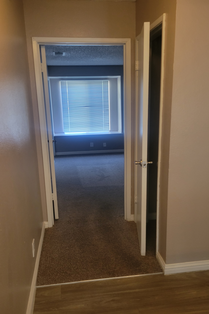 3x2 Bedroom photo of Sunset Springs apartment Hallway 1